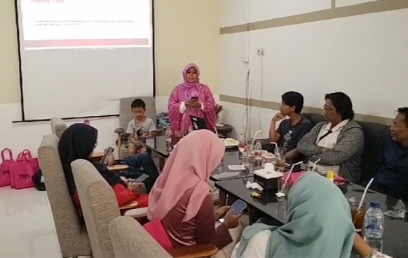 Pelatihan Shadow Teacher Bersama Tati Mistati Konselor Psikologi